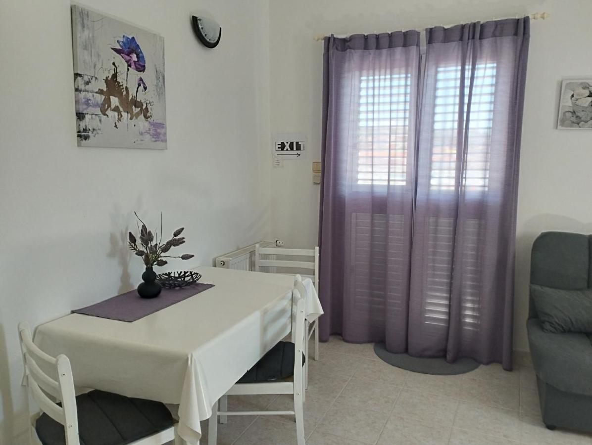 Lucica Appartement Jezera